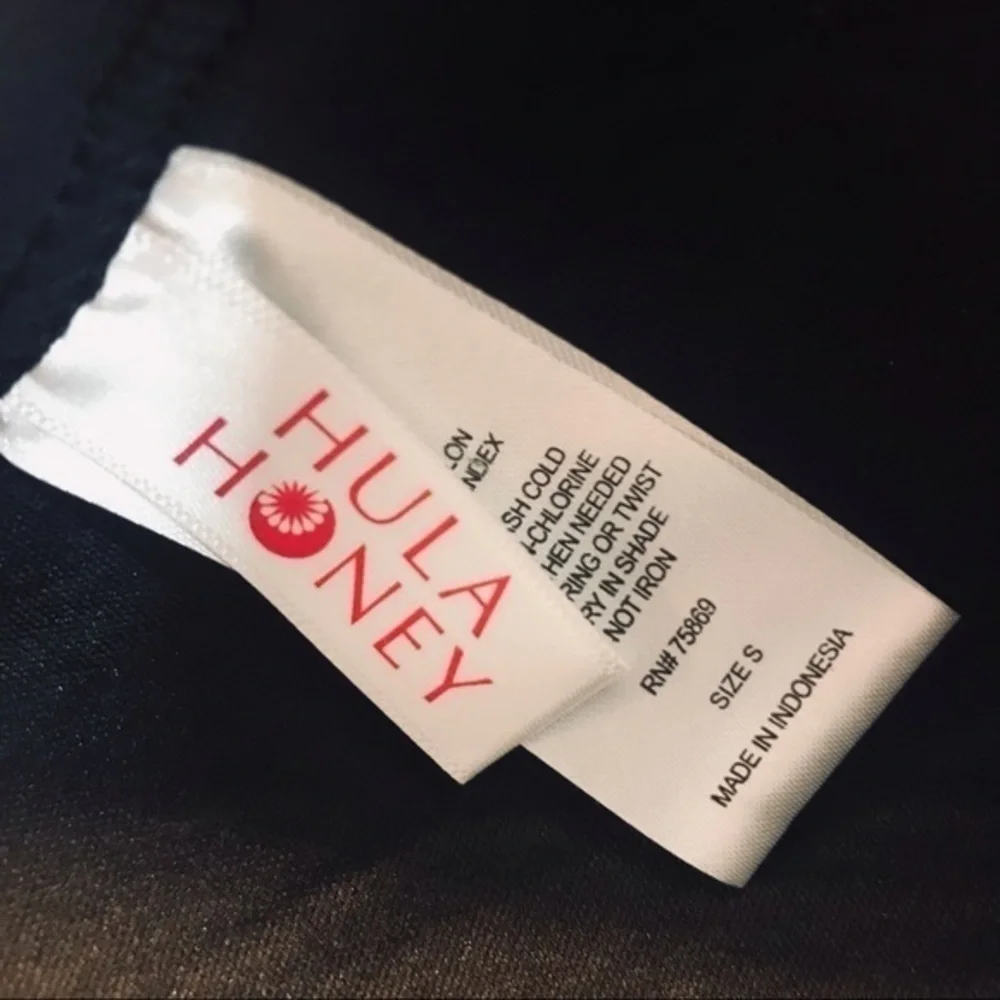 Hula Honey closure shine small